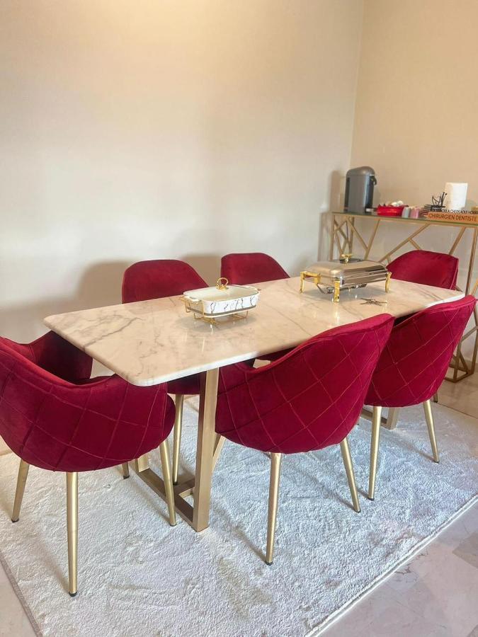 Apartment Fal Green